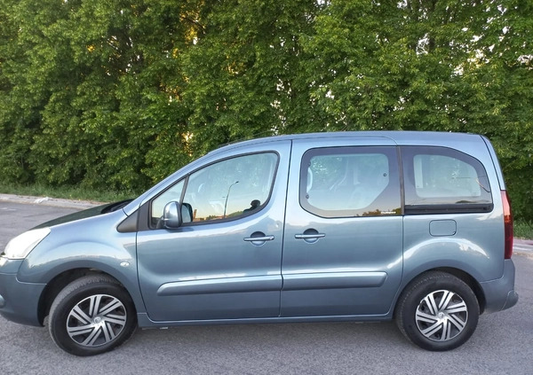 Citroen Berlingo cena 26900 przebieg: 220000, rok produkcji 2012 z Zamość małe 742